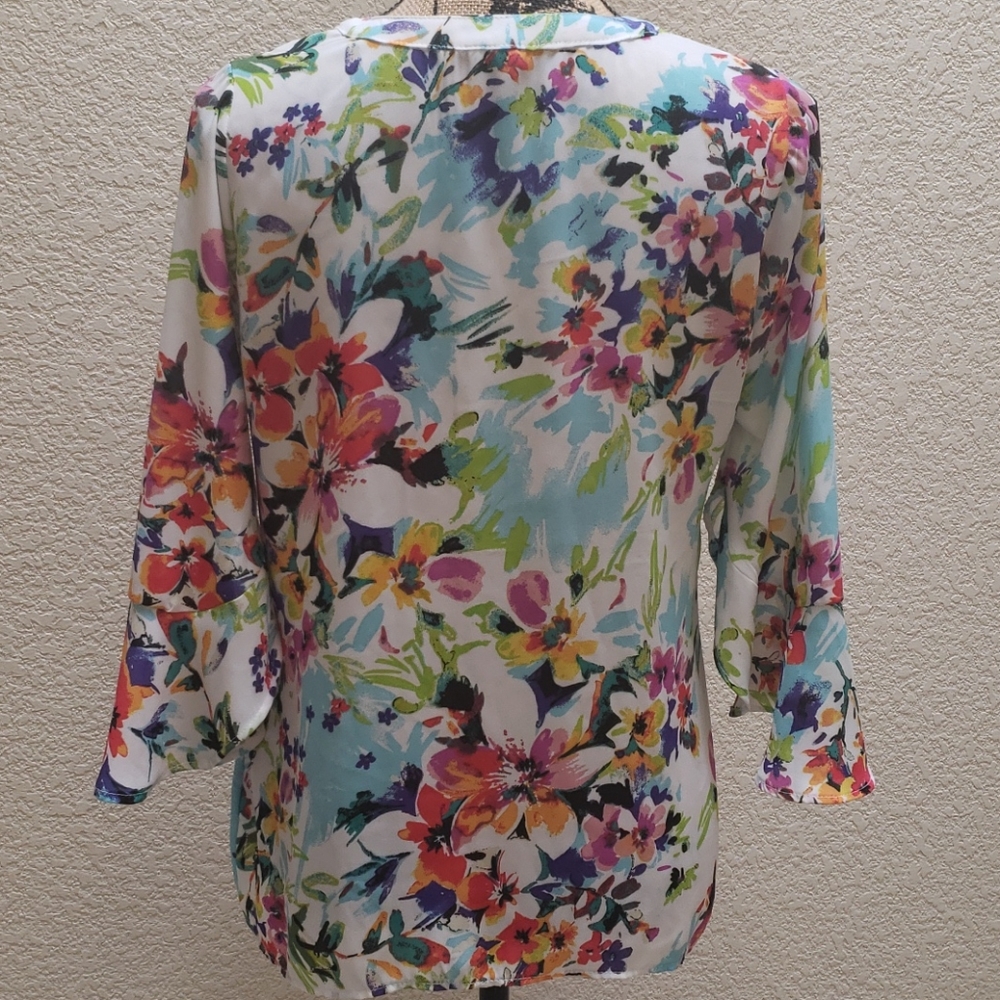Chenault Floral Print Blouse - Picture 4 of 8